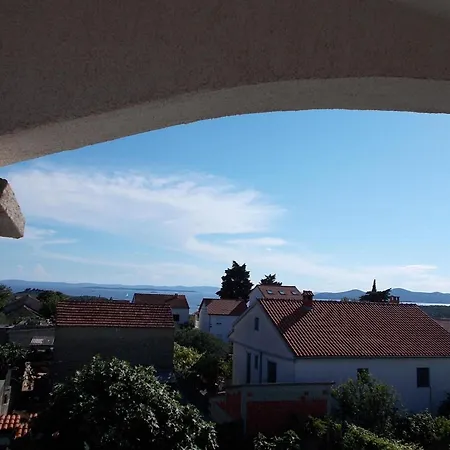 Maksan Im 2- Stock Mit Einer Terrasse By Interhome Pakoštane