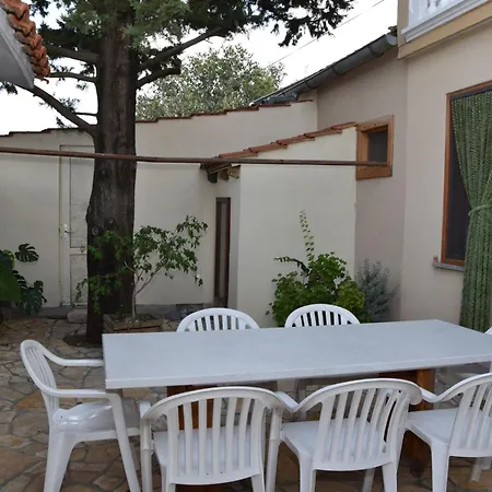 Apartamento Maksan Im 2- Stock Mit Einer Terrasse By Interhome Pakoštane