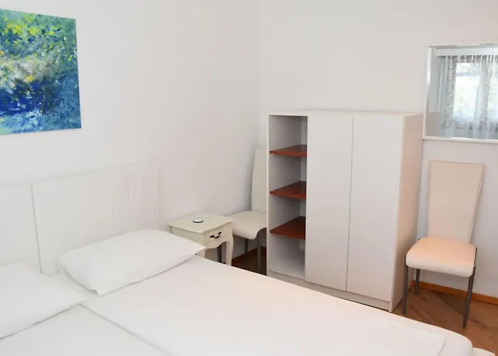 Maksan Im 2- Stock Mit Einer Terrasse By Interhome
